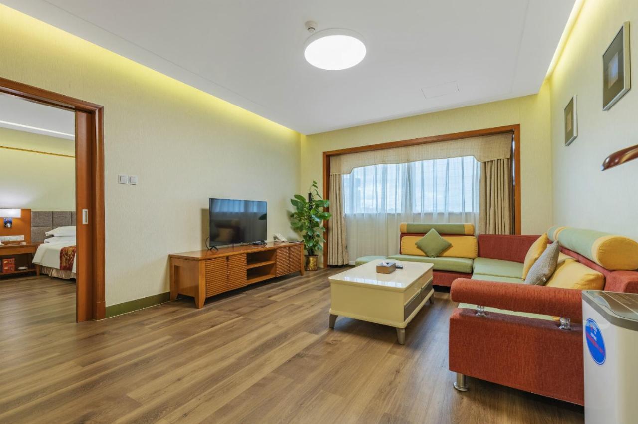Haikou Jingheng Hotel - Formerly The New Osrock Hotel Exterior photo
